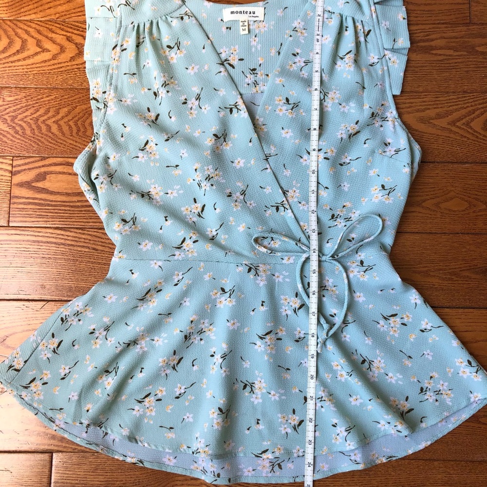 SOLD Monteau Cap Sleeve Blouse - Picture 8 of 8